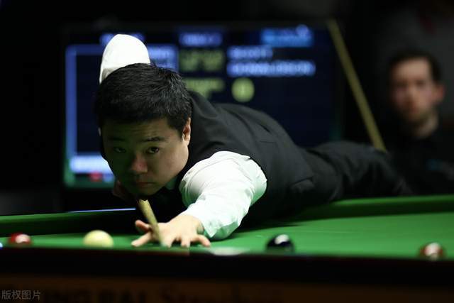 足球世界不 足球世界不