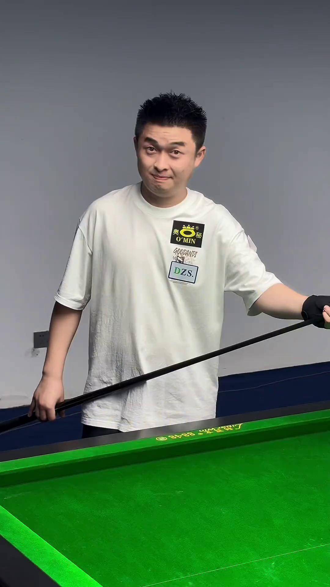 球员的个人